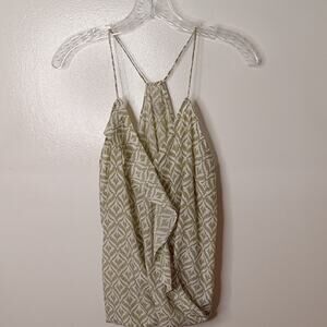 Newyork and Company Women's Size Small Elegant Green Patterned Women's Top